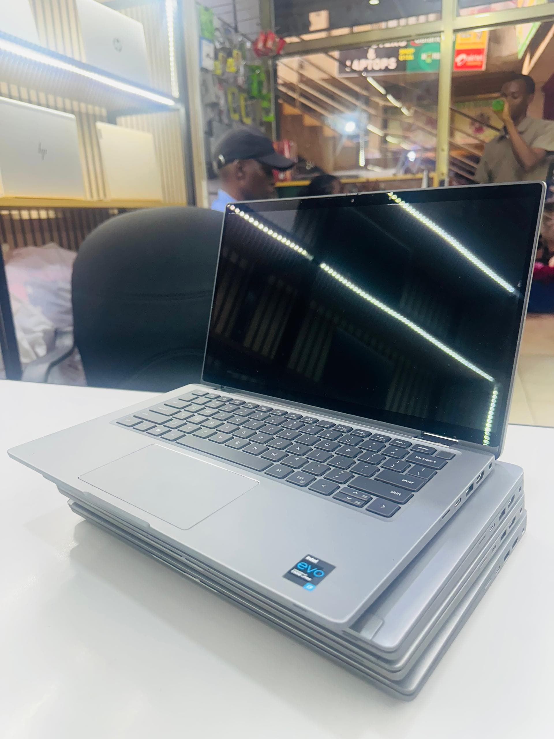 Dell Latitude 7420 2-in-1